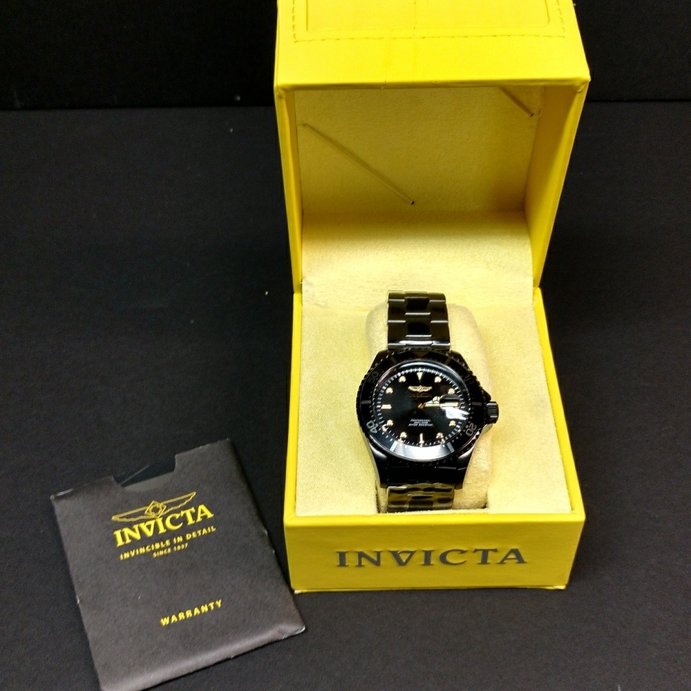 Invicta Pro Diver Model 23402 Men's Watch